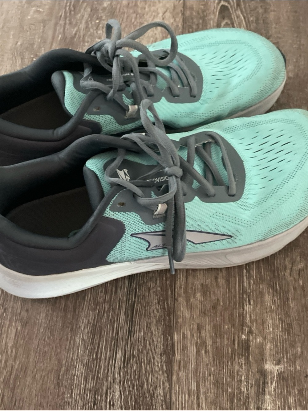 Women's Altra Precision 8